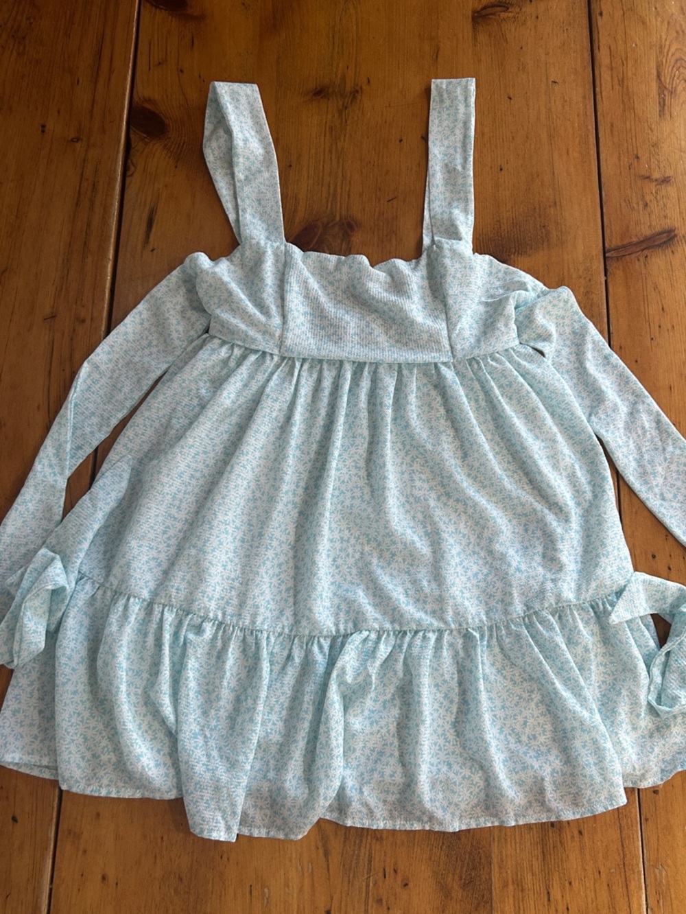 Lucy in the sky Light Blue Floral Ruffle Peplum Babydoll dress size Small